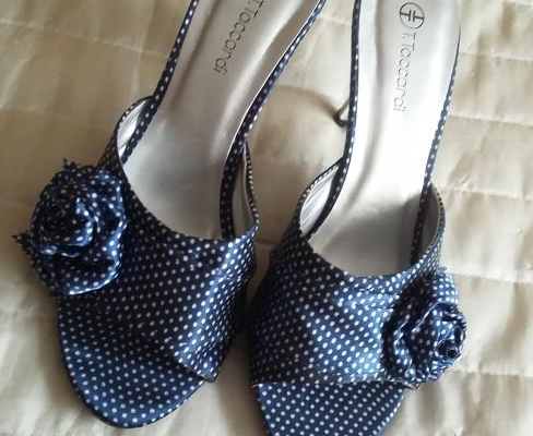 Ogłoszenie - Buty damskie rozmiar 38 nowe - 49,00 zł