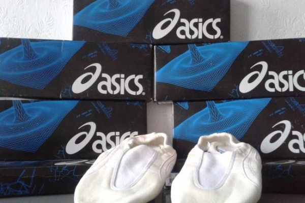 Ogłoszenie - Buty sportowe ASICS, siłownia, fitness, sala gimnastyczna - 50,00 zł