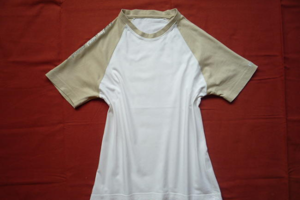 Ogłoszenie - CARRY 36/S Bluzka Koszulka Biało - Beżowa Jak Nowa - 10,00 zł