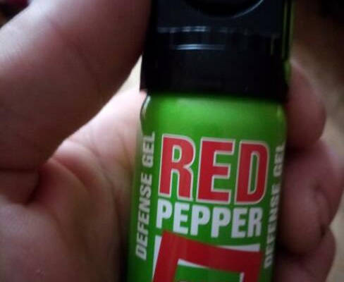 Ogłoszenie - Gaz Pieprzowy w Żelu Sharg Defence 40 ml BEZ ZEZWOLENIA !! - 35,00 zł