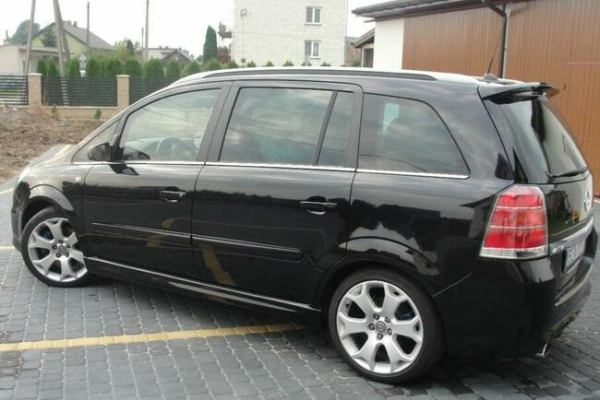 Ogłoszenie - Kierowca wesele/ 7 osobowe samochody/ odwóz gości/ transport