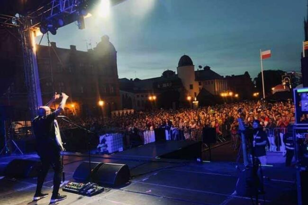 Ogłoszenie - Praca Ochrona IMPREZ Praca na Imprezach Masowych dla PANÓW - 30,00 zł