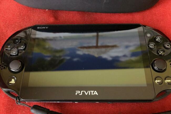 Ogłoszenie - Playstation VITA Slim Zestaw - 800,00 zł