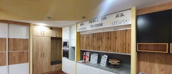 Ogłoszenie - Sprzedawca-konsultacja / Meble na wymiar - 2 300,00 zł