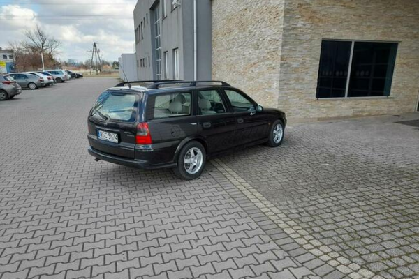Ogłoszenie - Ładna Vectra B z 2000 r*2,0 DTI*LIFT*Dł Opł*Moż-Zamiany. - 3 500,00 zł