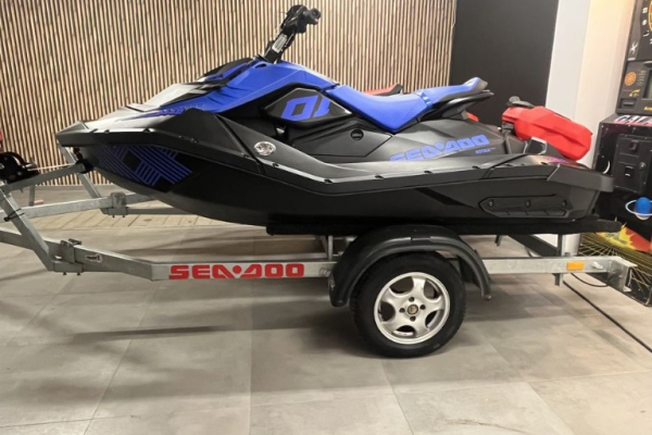 Ogłoszenie - Sea doo Spark Trixx 2up BRP Dazzling Blue - 2023, serwis ASO, 35h - Szczecin - 43 500,00 zł