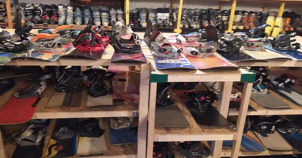 Ogłoszenie - Deski snowboardowe Salomon Nitro Head używane w Kętach . - 159,00 zł