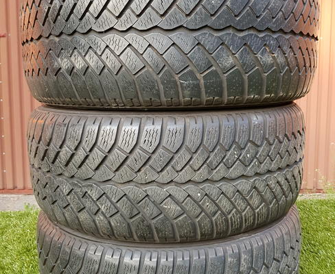 Ogłoszenie - Opony zimowe Semperit Sport Grip 215/55 R16 93H - 120,00 zł