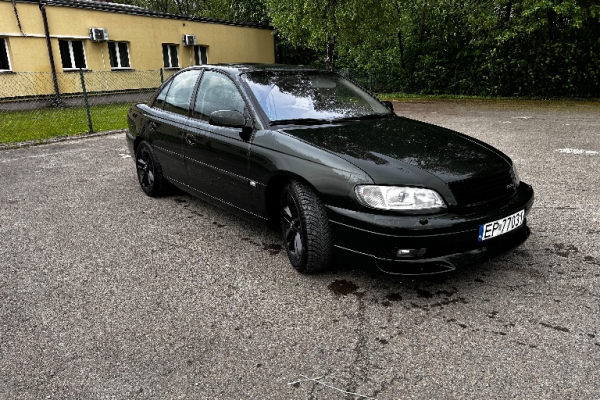 Ogłoszenie - Opel omega b benzyna gaz - Krosno - 10 000,00 zł