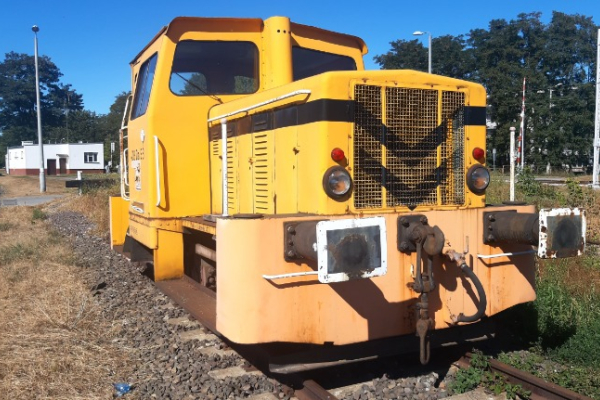 Ogłoszenie - Sprzedam lokomotywę manewrową małej mocy 409Da - Łowicz - 92 250,00 zł