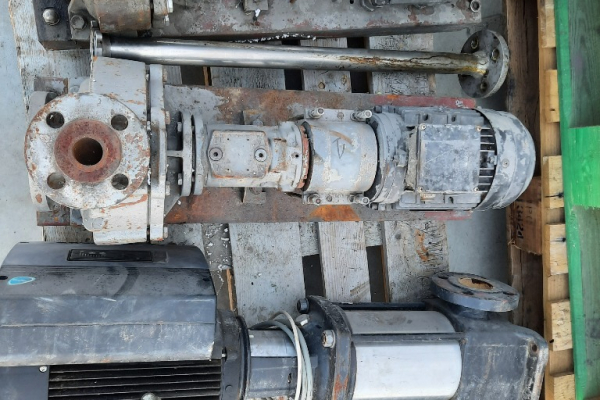 Ogłoszenie - POMPY - 4 SZT - Dębica - 2 066,00 zł