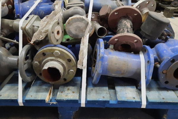 Ogłoszenie - zawory różne paleta nr 6 - Dębica - 1 033,00 zł