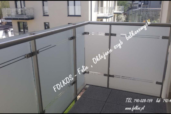 Ogłoszenie - Oklejamy balkony na Wilanowie - Folie matowe prywatyzujące na szklane balustrady balkonowe Warszawa Wilanów folie - Wilanów - 143,00 zł