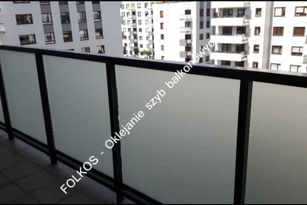 Ogłoszenie - Okleiny balkonowe Warszawa -Usługa oklejania balkonów folią -Folie matowe prywatyzujące na BALKON Warszawa - Wilanów - 142,00 zł