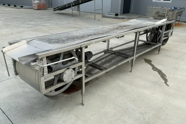 Ogłoszenie - STÓŁ ROZBIOROWY 4,5 M.B. - Dębica - 41 328,00 zł