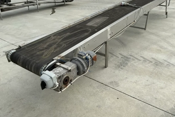 Ogłoszenie - TRANSPORTER 6 M.B.15 (L- 7) - Dębica - 7 749,00 zł