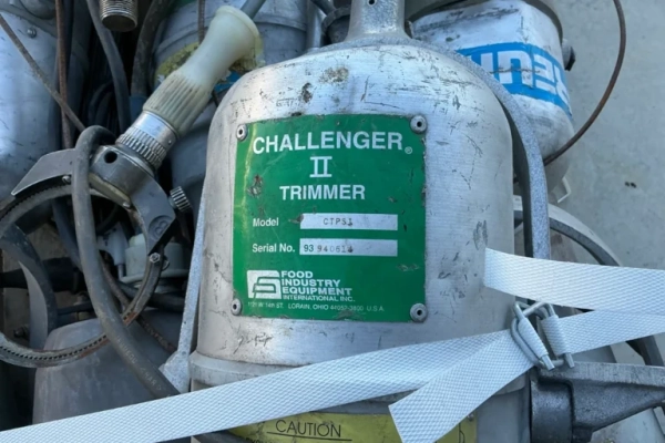 Ogłoszenie - 9 (L-3)	SILNIK DO NOŻA ELEKTRYCZNEGO (nr 9 (L-3) - Dębica - 4 132,00 zł