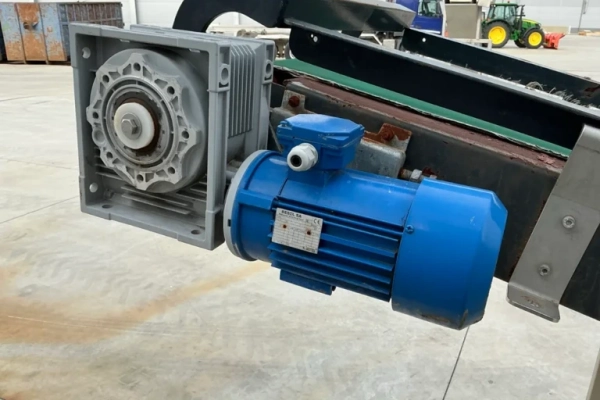 Ogłoszenie - TRANSPORTER 5,6 M.B. (nr 20 ( L-12) - Dębica - 2 583,00 zł