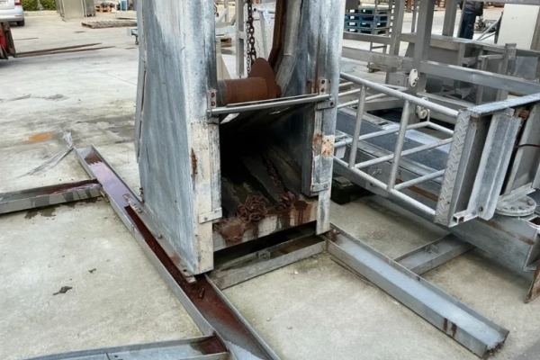 Ogłoszenie - SKÓROWACZKA + PODESTY - Dębica - 7 749,00 zł