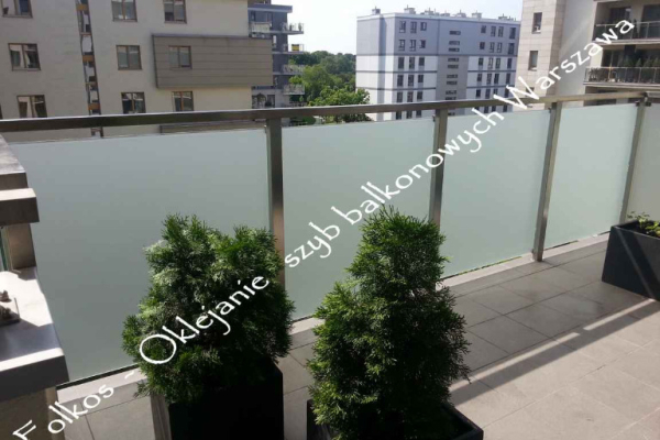Ogłoszenie - Czym zasłonić szklane szyby balkonowe ? Oklejamy balkony folią Płużnicka, Ceramiczna, Odkryta, Jagiellońska, Modlińska.. - Białołęka - 143,00 zł