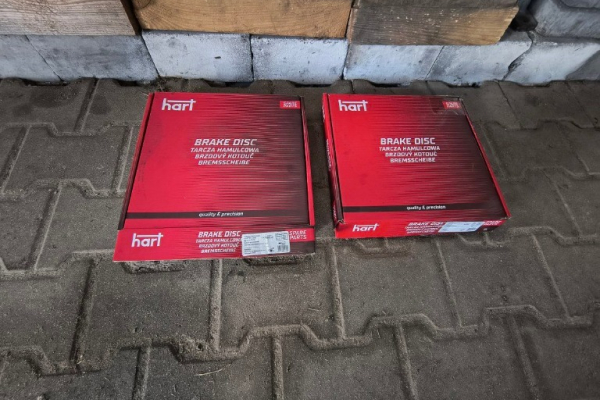 Ogłoszenie - Tarcze hamulcowe przód passat B5 1.9TD 99r - Radom - 180,00 zł