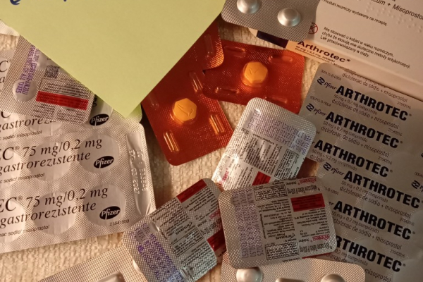 Ogłoszenie - Tabletki Poronne. Mifepriston Ru 486 Mizoprostol 800 mg Arthrotec Forte Arthrotec 50  Cytotec Misnol 200 Mifegest 200 - Wrocław - 200,00 zł