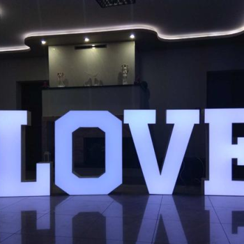 Ogłoszenie - Napis litery LOVE led 3D na ślub, wesele, zaręczyny, sesje z