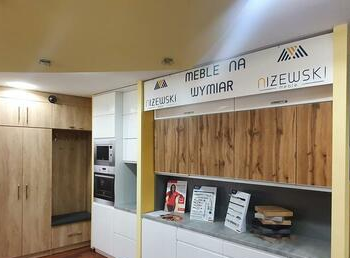 Ogłoszenie - Sprzedawca-konsultacja / Meble na wymiar - 2 300,00 zł
