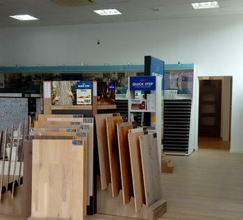 Ogłoszenie - Sprzedawca Doradca w salonie sprzedaży łazienek i drzwi