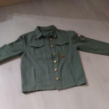 Ogłoszenie - Sprzedam Kurtkię Katane Dzinsowa Zielona 152cm Okazja Polecam - 20,00 zł