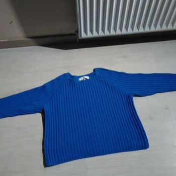 Ogłoszenie - Sprzedam Sweterek Kolor Niebieski M Okazja Polecam - 15,00 zł
