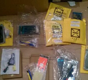 Ogłoszenie - Wyświetlacz iPhone, Samsung - 10 zestawów - 885,00 zł