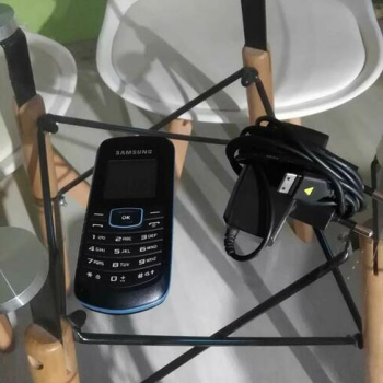 Ogłoszenie - Sprzedam Samsunga Gt-E1080i Wraz Z Ładowarką Okazja Polecam - 30,00 zł