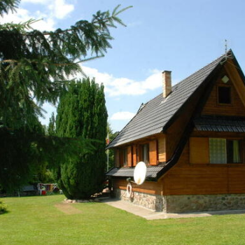 Ogłoszenie - DOMEK NAD JEZIOREM (W IŃSKICH PARKACH KRAJOBRAZOWYCH.) - 400,00 zł