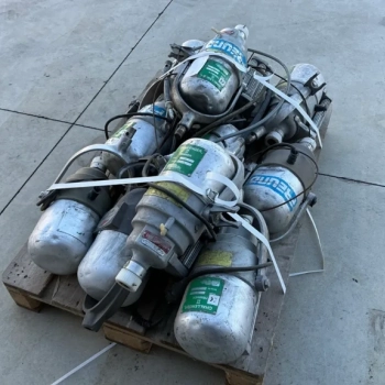 Ogłoszenie - 9 (L-3)	SILNIK DO NOŻA ELEKTRYCZNEGO (nr 9 (L-3) - Podkarpackie - 4 132,00 zł